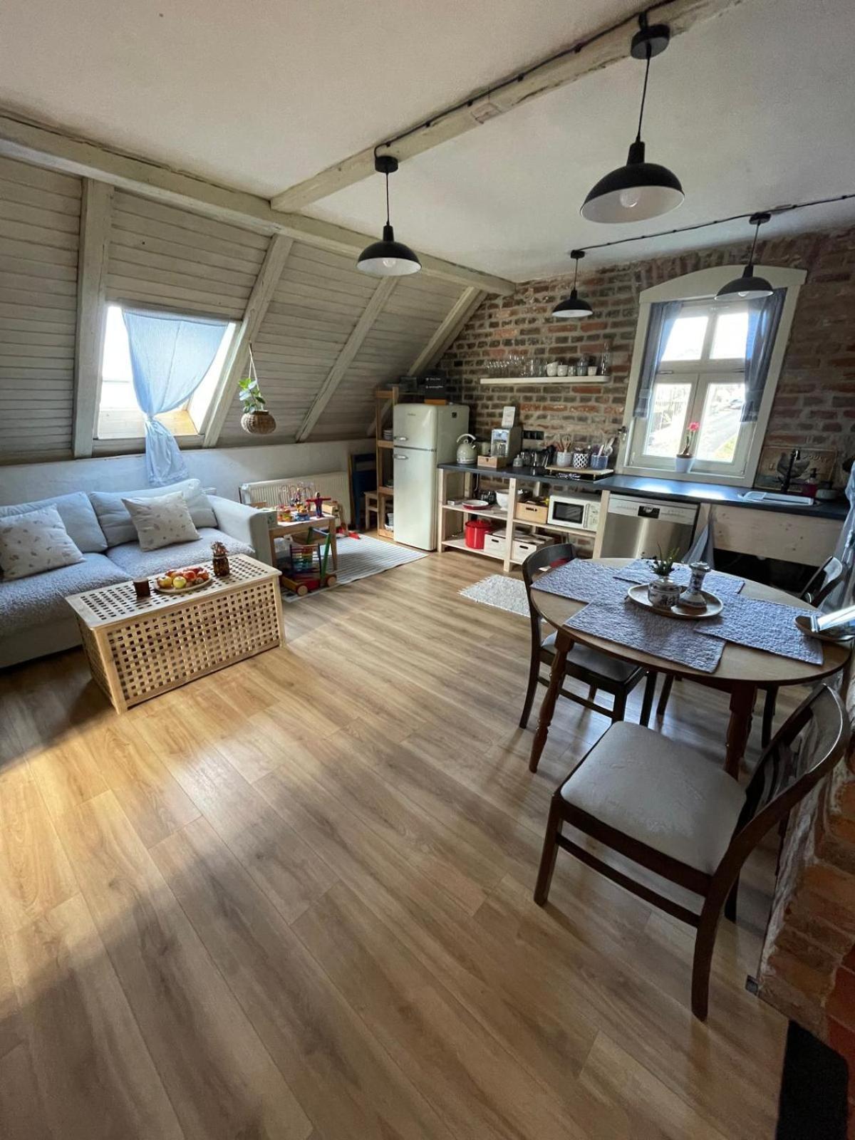 Apartmany Maly Princ ฮอร์นีบลาทนา ภายนอก รูปภาพ