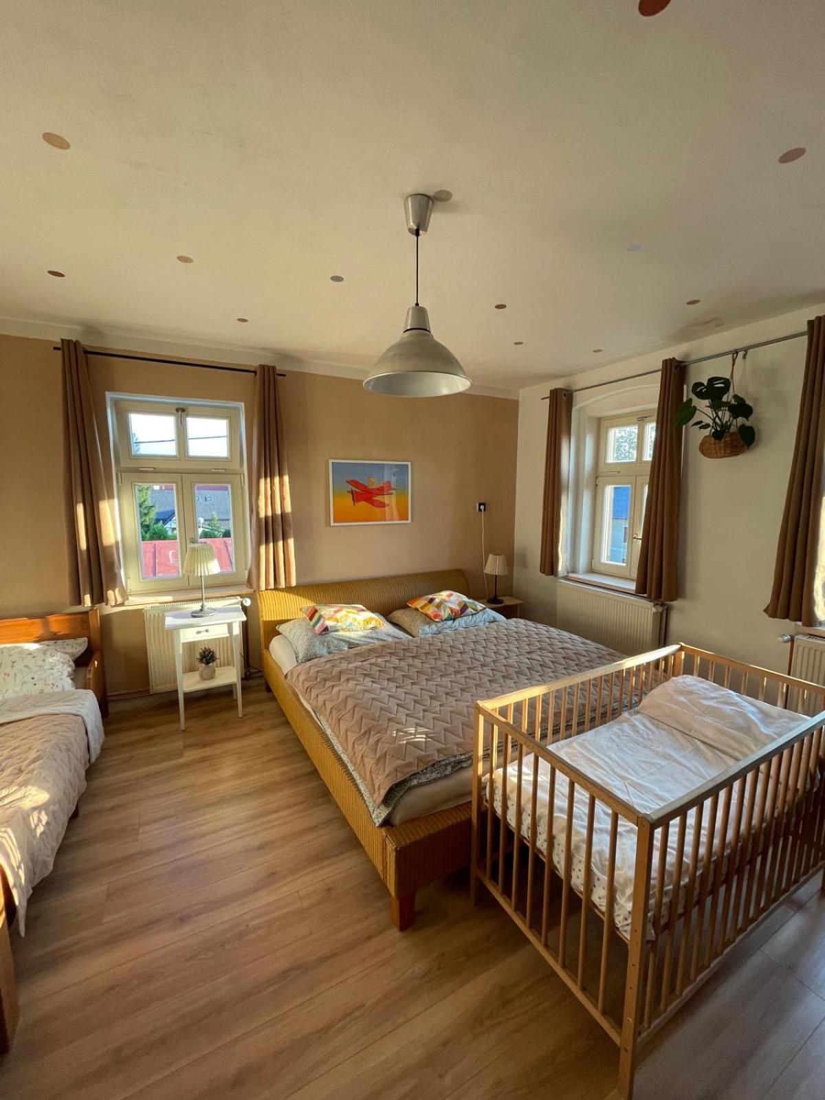 Apartmany Maly Princ ฮอร์นีบลาทนา ภายนอก รูปภาพ